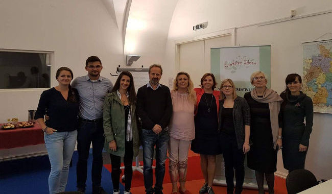 Η Λαογραφική Εταιρεία Βαρνάβα Δήμου Μαραθώνα στη Λετονία και την Εσθονία